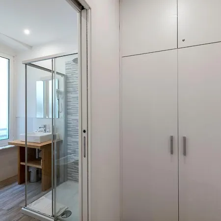 La Casa Di Mattia 4* La Spezia